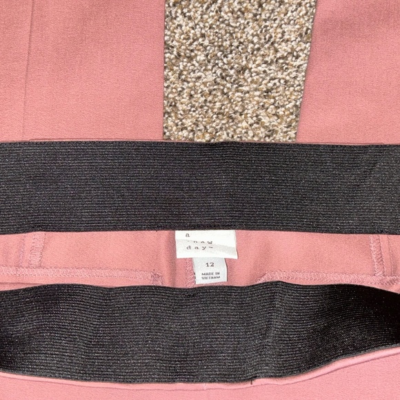 Women’s high-rise skinny ankle pants, rose / pink - Picture 7 of 7